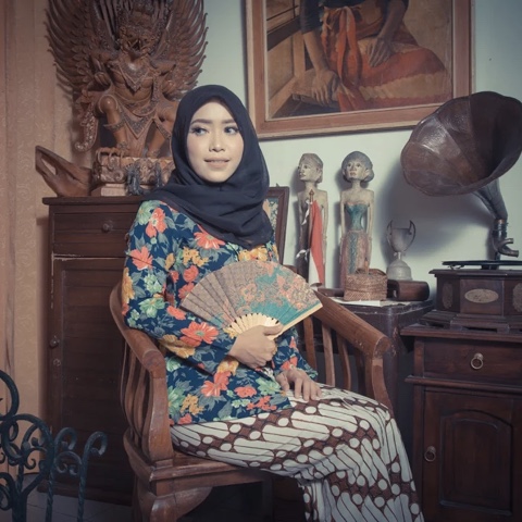 Anis Suryaningsih