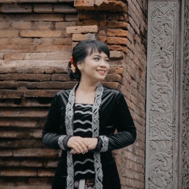 Stella Abriyanti